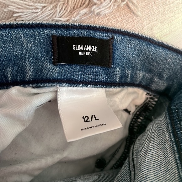 Express Slim Ankle High Rise Jeans - Picture 2 of 7